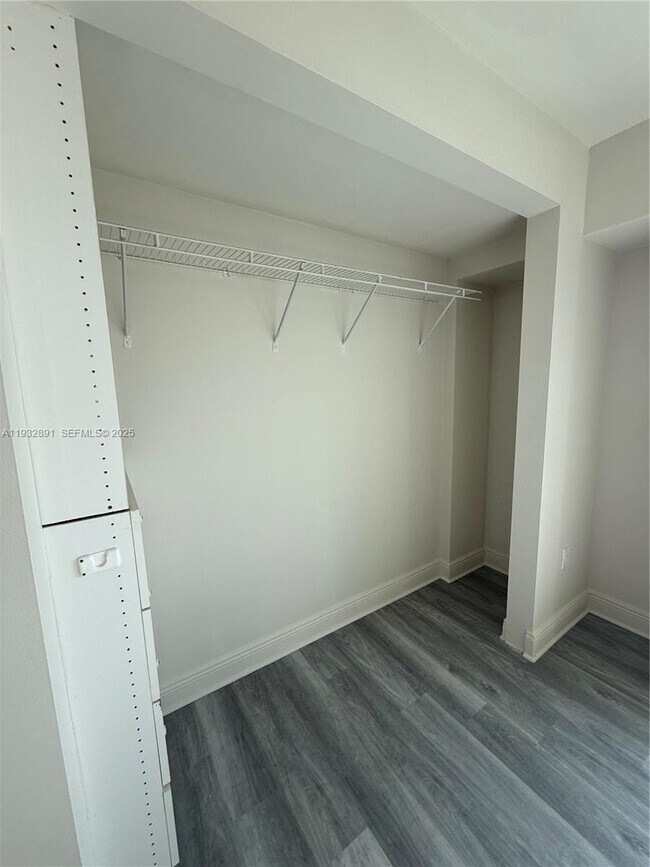 Building Photo - 5787 SW 72nd St