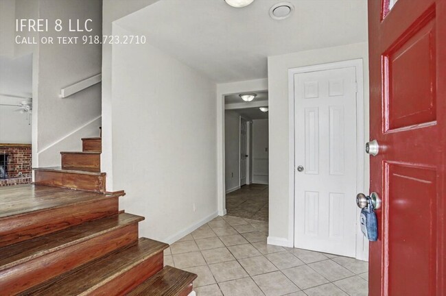 Building Photo - 3802 S Allegheny Ave