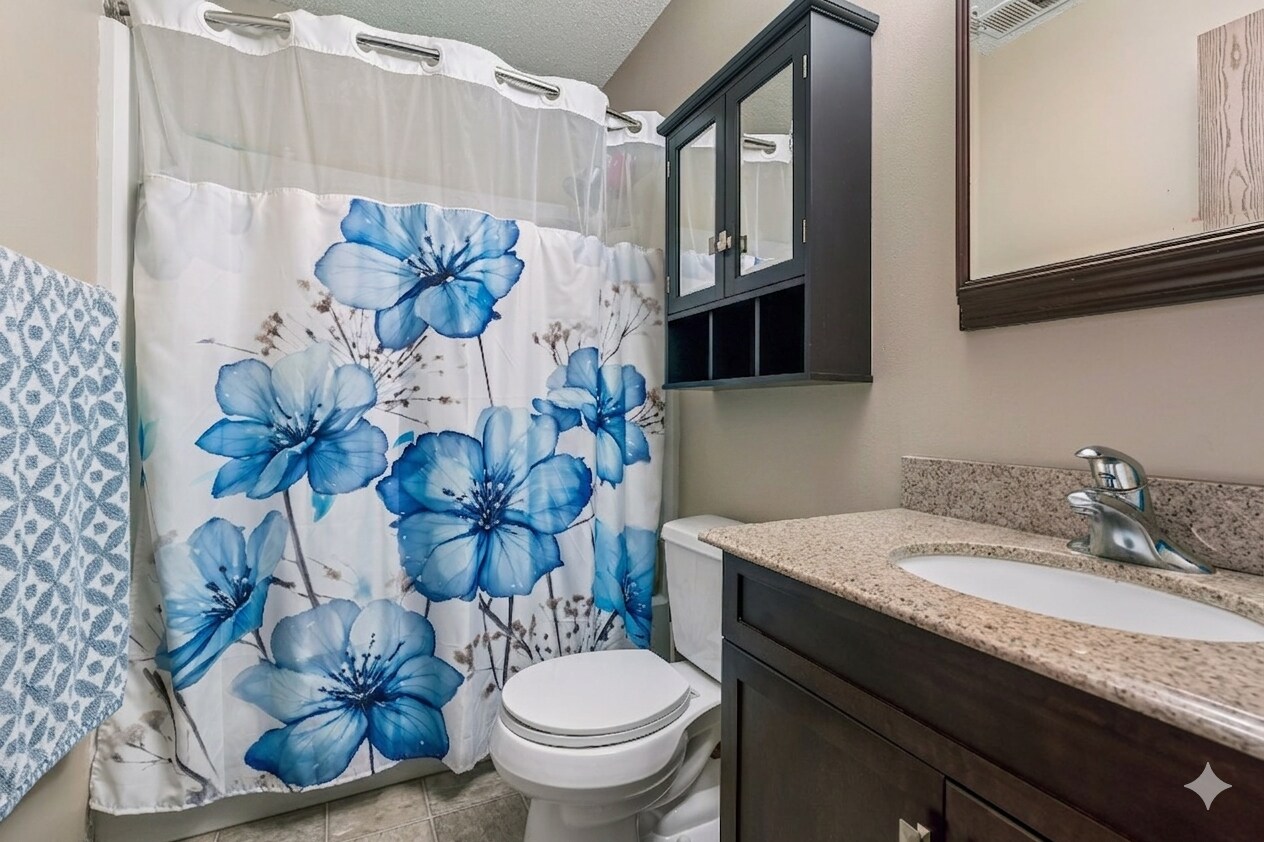 Building Photo - 3321 Berwood Ct W