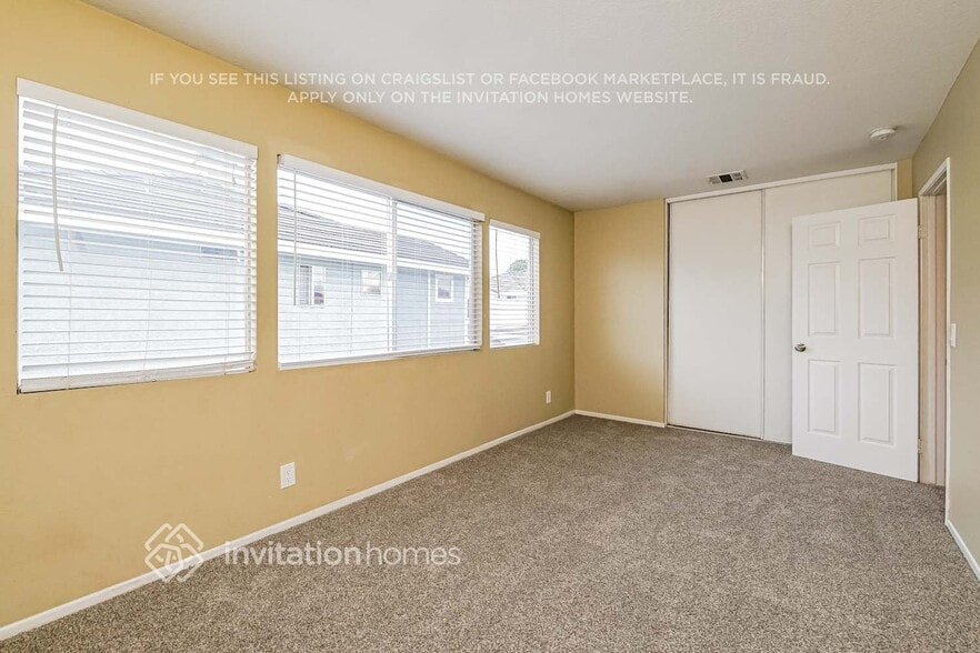 Building Photo - 7215 Blossom Ct