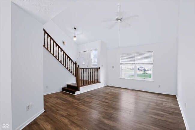 Building Photo - 7733 Park North Lake Dr