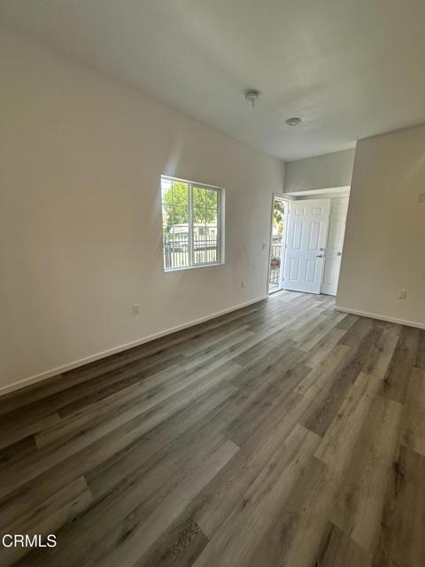 Building Photo - 1441 N Carmelita Ave