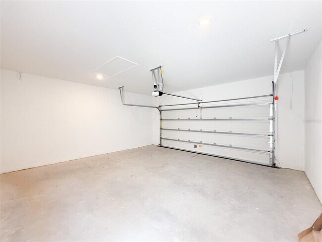 Building Photo - 1806 Rider Rain Ln