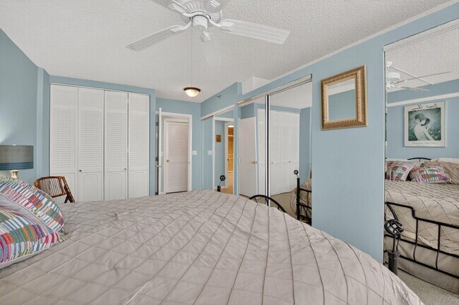 Building Photo - 4505 S Ocean Blvd