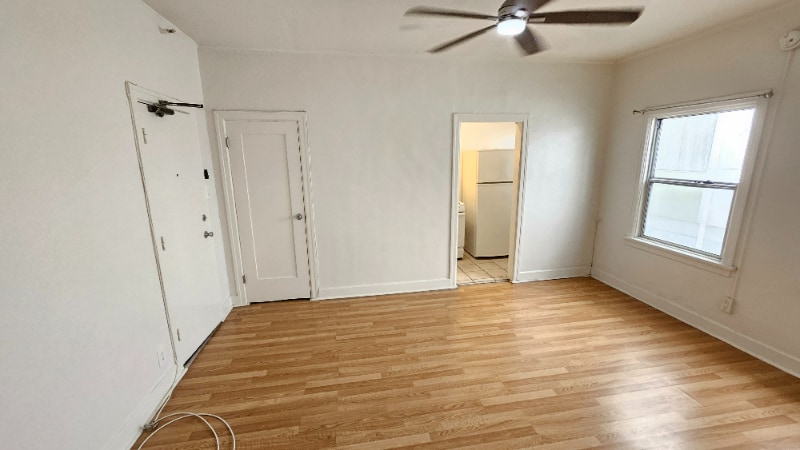 Building Photo - 727 S Coronado St