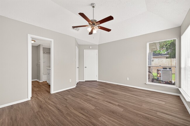 Building Photo - 13215 Vista Oro Dr