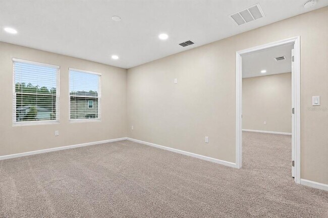 Building Photo - 2270 Hemingway Cir