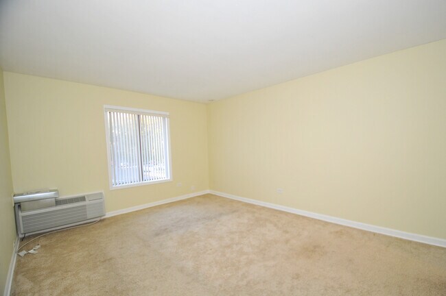 Building Photo - 254 George St