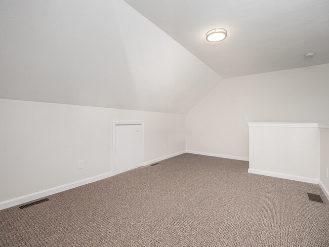 Building Photo - 58 Pumpkin Cir