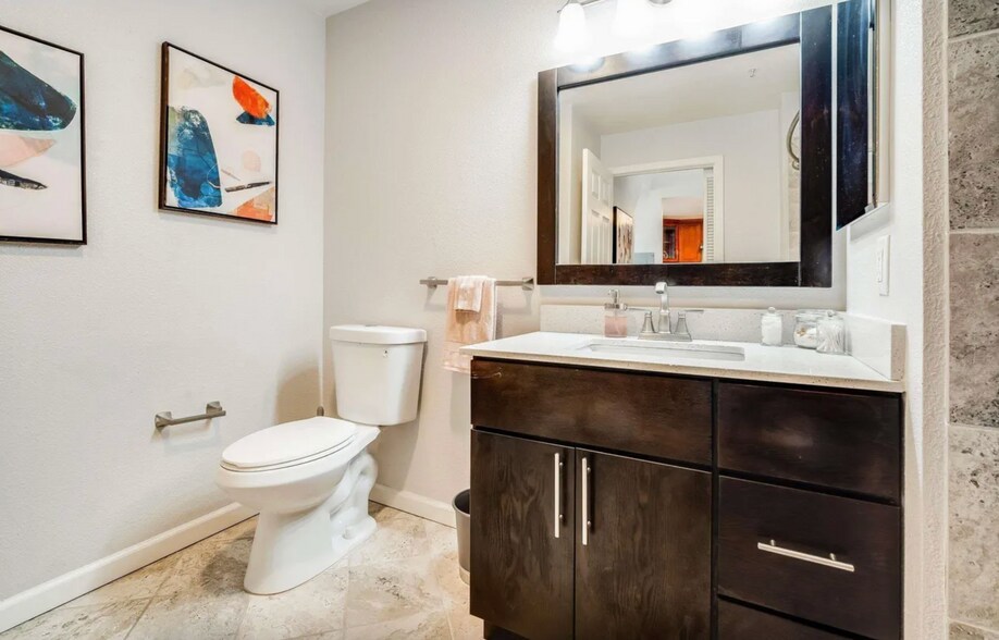 Bathroom - 555 10th St