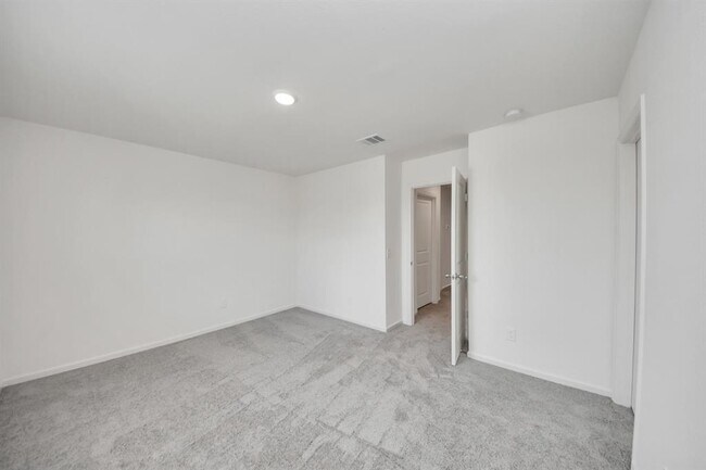 Building Photo - 10304 Florance Spring Dr