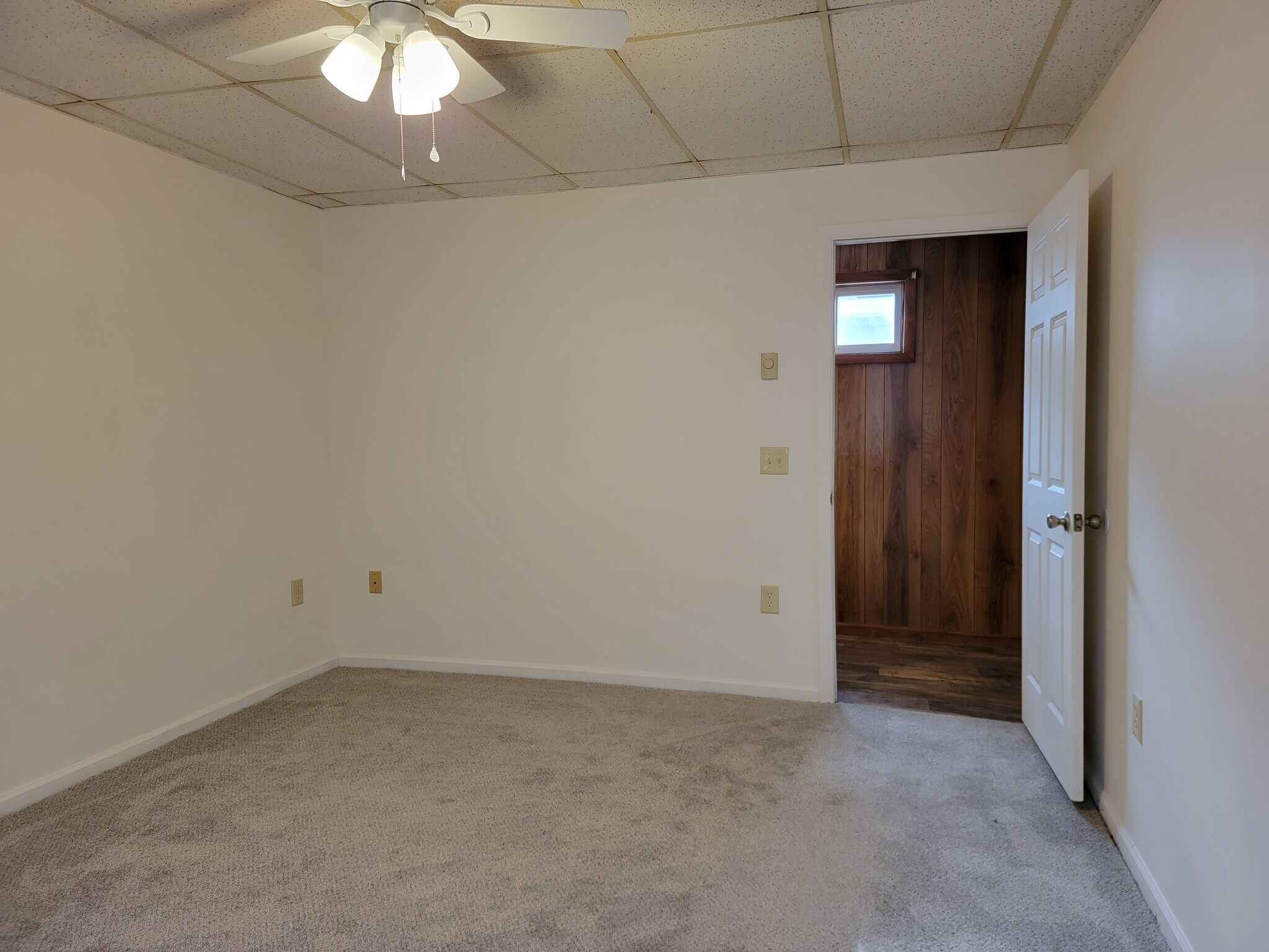 Building Photo - 84 Gross St