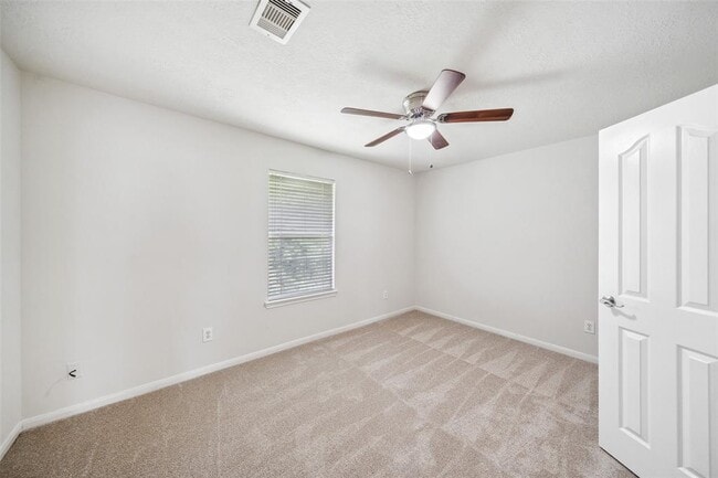 Building Photo - 12047 Belle Ct