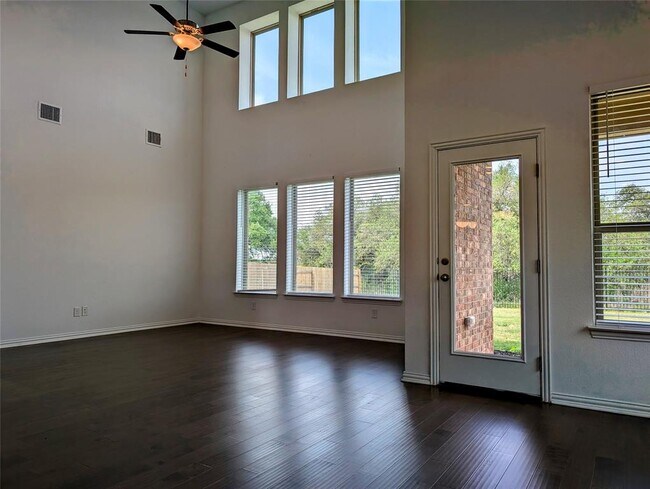 Building Photo - 1344 Ridge Runner Dr