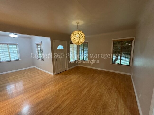 Building Photo - 17024 Crenshaw Blvd