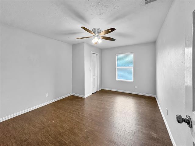 Building Photo - 8802 Deerwood Dr