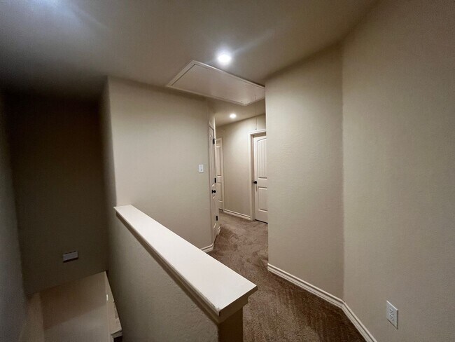 Building Photo - 13907 Annas Way #102, San Antonio, TX. 78233