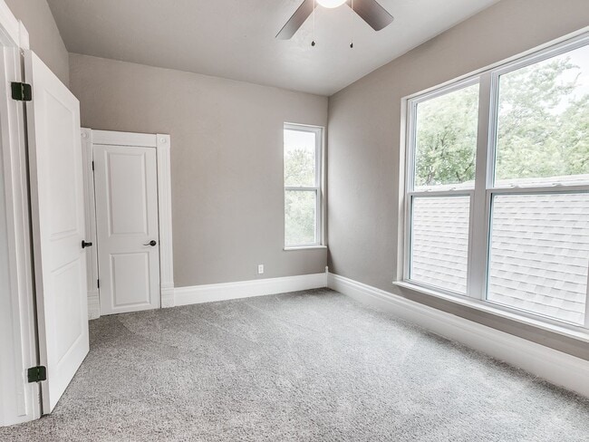Building Photo - Beautiful 3 bedroom home in Guthrie with n...