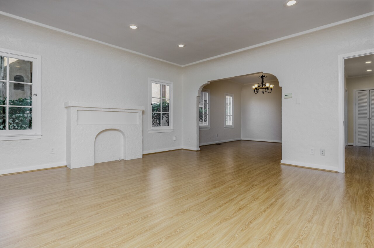 Building Photo - 1244 S Highland Ave