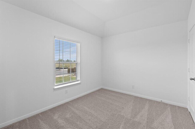 Building Photo - 360 Low Pasture Trl