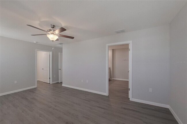 Building Photo - 8616 SW 44th Ct