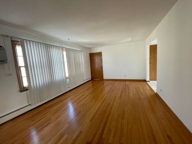 Building Photo - 5230 N Delphia Ave