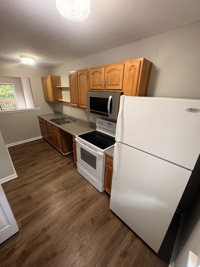 Building Photo - 37 Agappa Ln