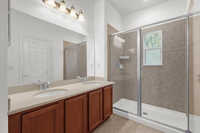 Building Photo - 655 Pensacola Ln