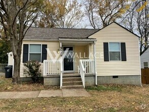 Building Photo - 2 BEDROOM, 1 BATH COTTAGE IN GRANDVIEW OFF...