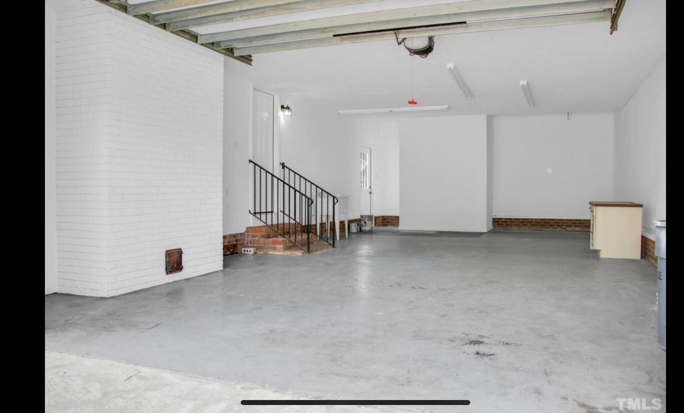 Building Photo - 5516 US 401 N