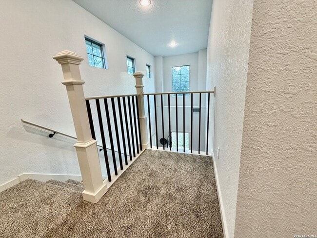 Building Photo - 1513 Winding Creek Trail