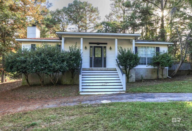 Building Photo - 12 Lancers Ln