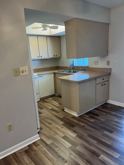 Kitchen - 4158 Tamiami Trl