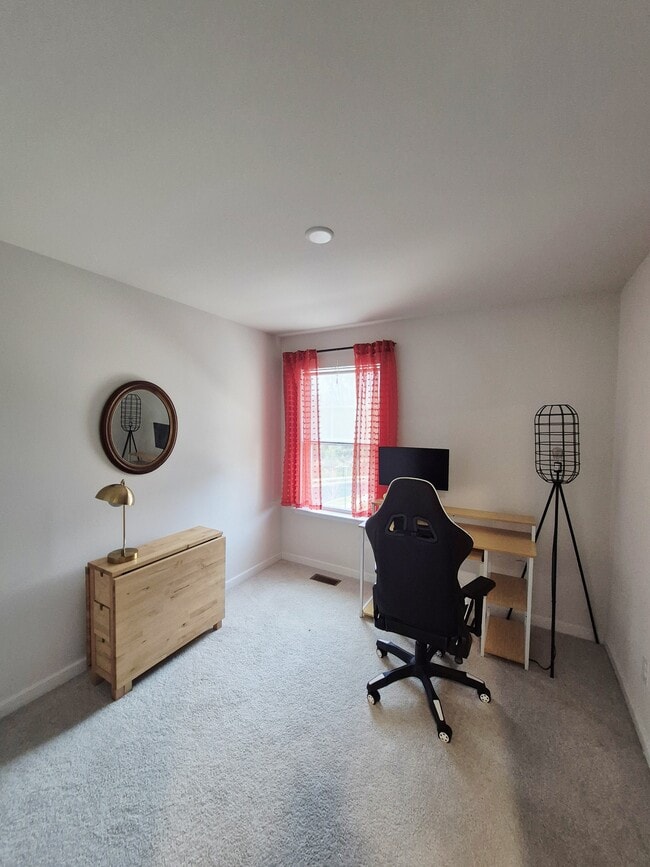 Building Photo - 4012 Pk Trl Dr