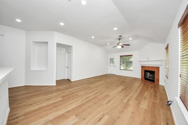 Building Photo - 14623 Cypress Cottage Ct
