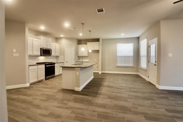 Building Photo - 1120 Eastland Ln