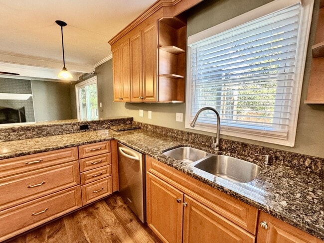 Building Photo - Great Neck Pool Home! First-Time Rental Available NOW! Pet Friendly - Corner Lot - Top Schools!