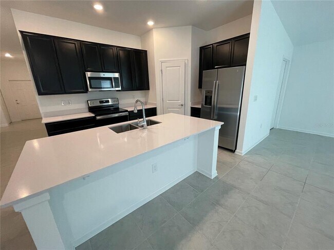Building Photo - 1129 Saguaro St