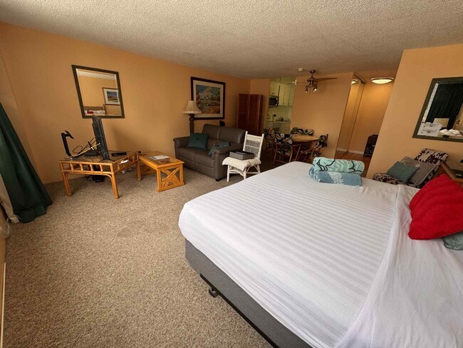 Building Photo - 2572 Lemon Rd