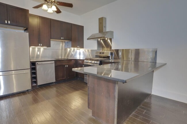 Building Photo - 115 Sherman Ave