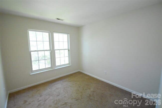Building Photo - 3704 Wind Ridge Pl