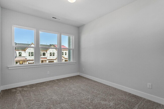 Building Photo - 148 Norwell Ln