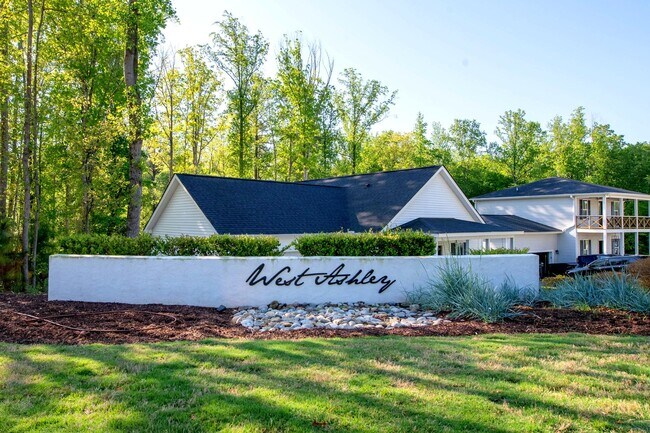Building Photo - 119 Ashley Wds Ct