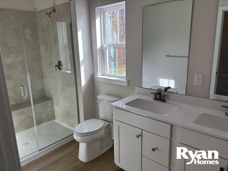 Building Photo - 136 Wood Land Ave