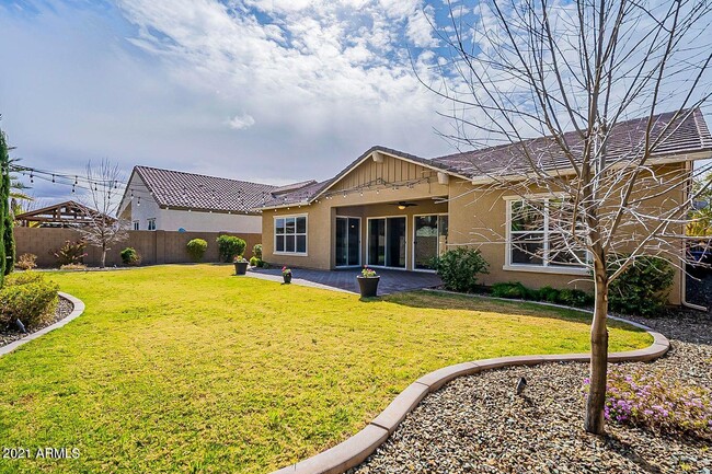 Building Photo - 22442 E Pecan Ln