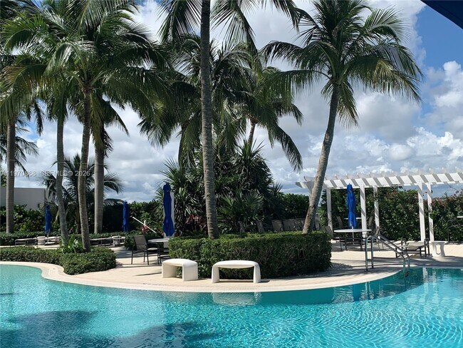 Building Photo - 1 N Ocean Blvd