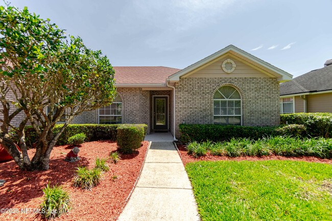 Primary Photo - 1623 Sandy Springs Dr