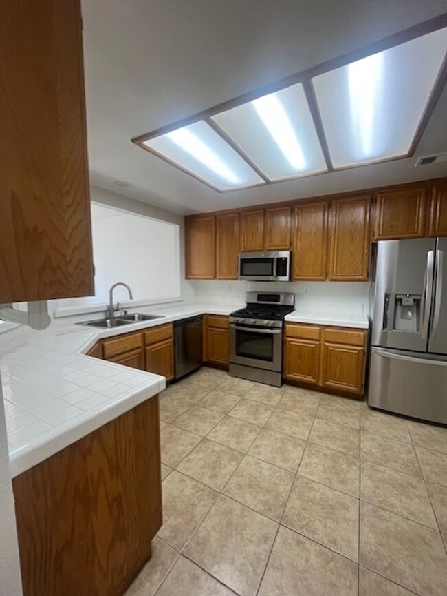 Building Photo - 2235 Indigo Hills Dr