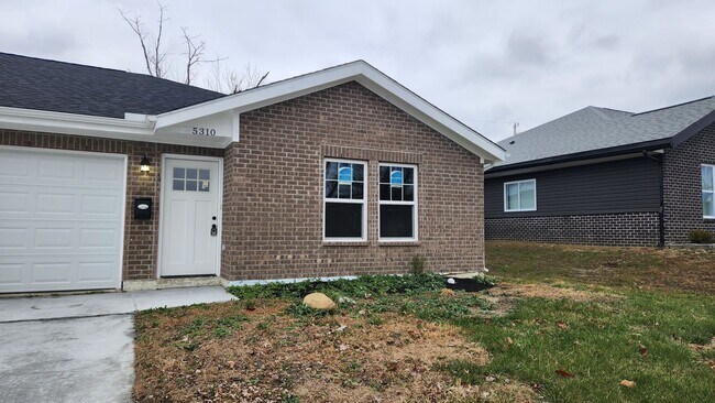 Building Photo - Fresh start calling, 3 Bedroom Rental Available!