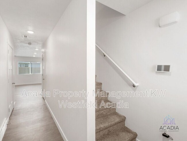 Building Photo - 7431 W Laxey St